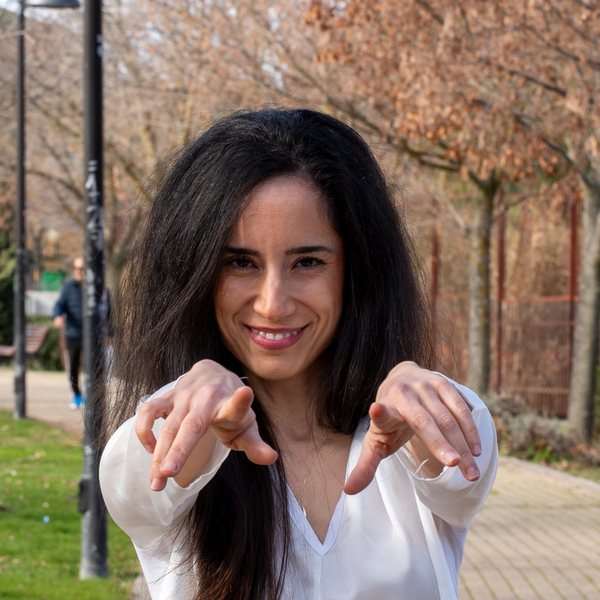 Diana Texeira sonriendo